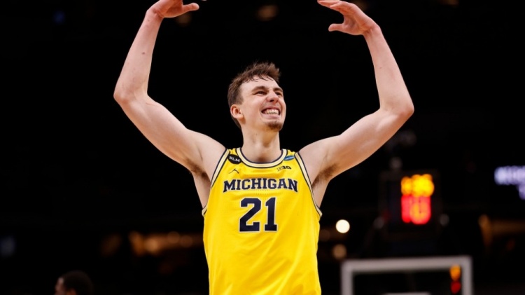 也看到了国 也看到了国