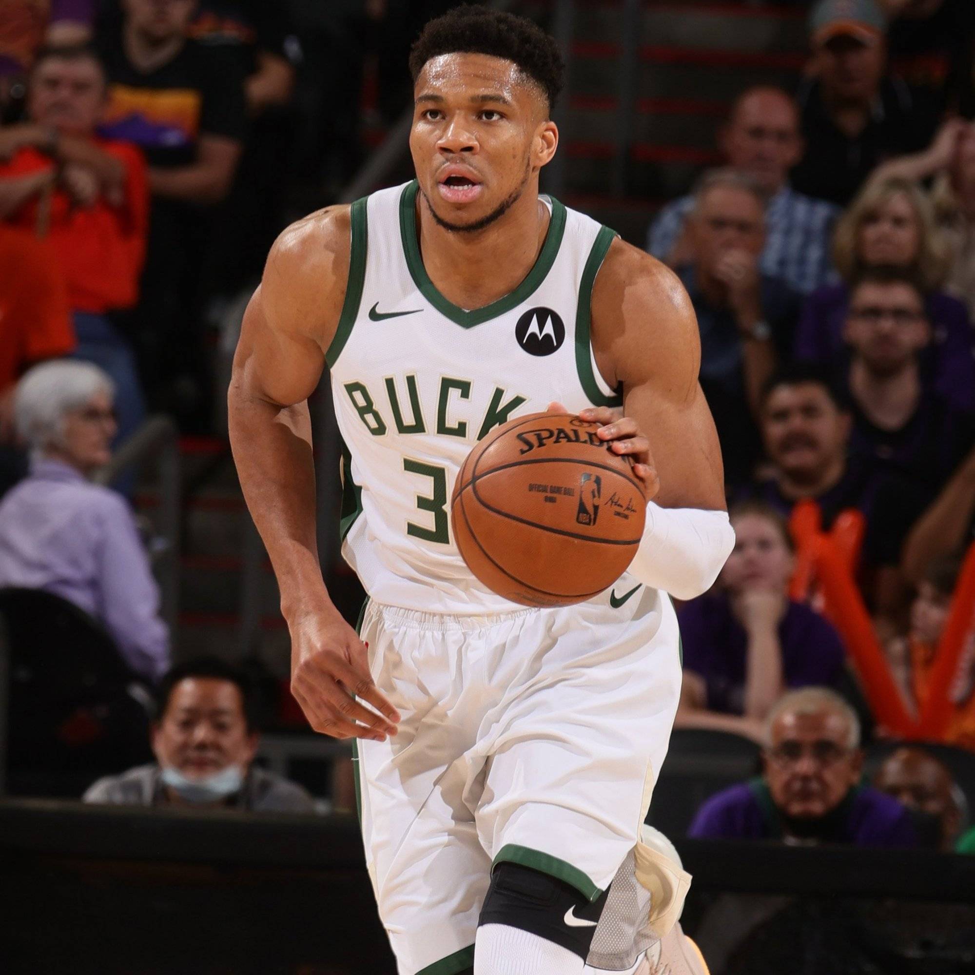 尼斯手递手 尼斯手递手